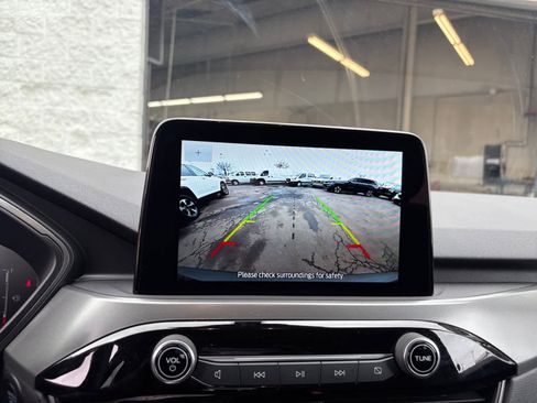 Used 2025 Ford Escape Active AWD/4WD image 23