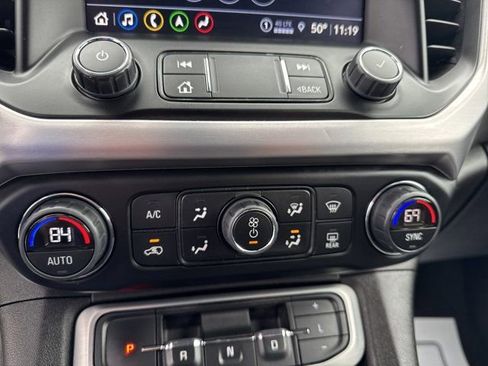 Used 2023 GMC Acadia SLT image 21