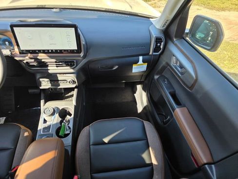 New 2025 Ford Bronco Sport Outer Banks image 13