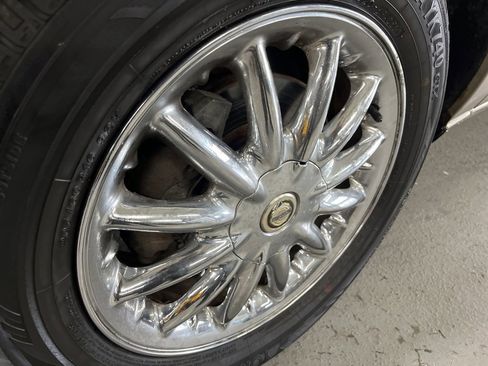 Used 2002 Chrysler Sebring Limited image 11