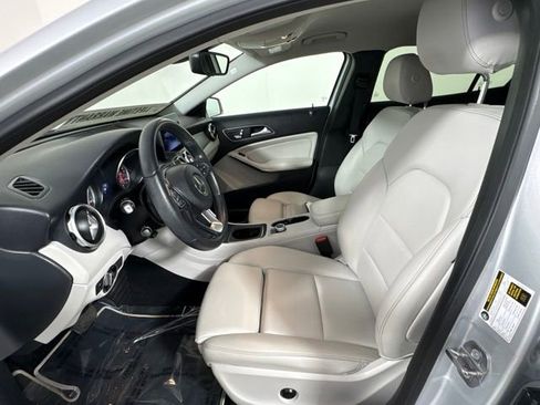Used 2020 Mercedes-Benz GLA 250 image 14