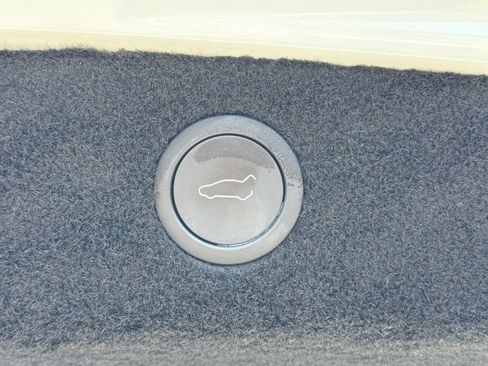 Used 2025 Tesla Model 3 Long Range RWD image 17
