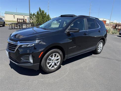 Used 2022 Chevrolet Equinox LT AWD/4WD image 4