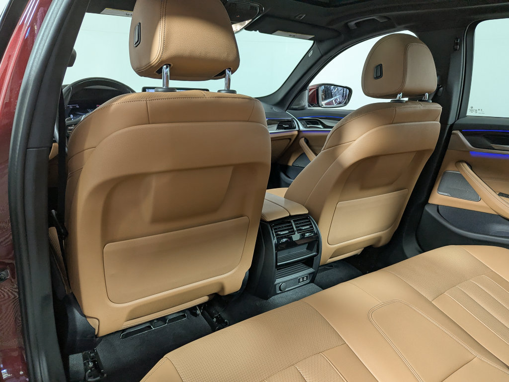 Certified 2023 BMW 530i xDrive w/ Premium Package AWD/4WD image 46