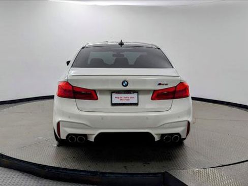 Used 2018 BMW M5 image 7