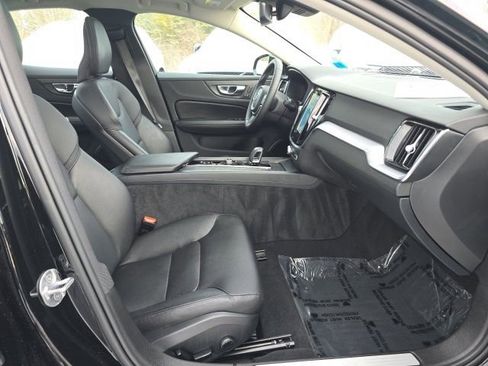 Certified 2023 Volvo S60 B5 Core w/ Climate Package image 17