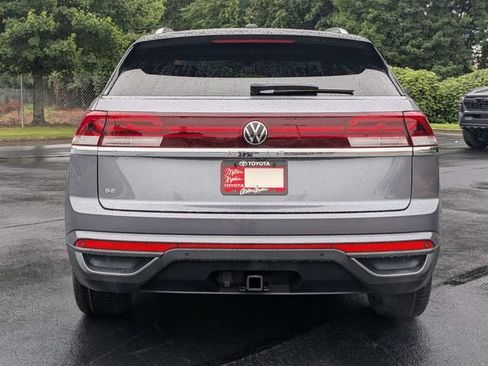 Used 2024 Volkswagen Atlas Cross Sport SE FWD image 9
