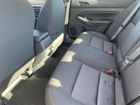 New 2025 Nissan Altima 2.5 SV image 28