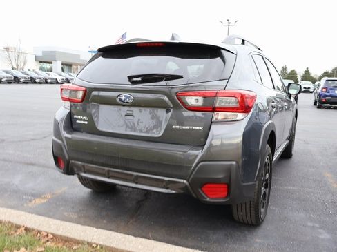 Used 2023 Subaru Crosstrek 2.0i Premium image 9