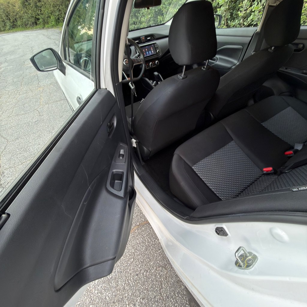 Used 2020 Nissan Versa S FWD image 12