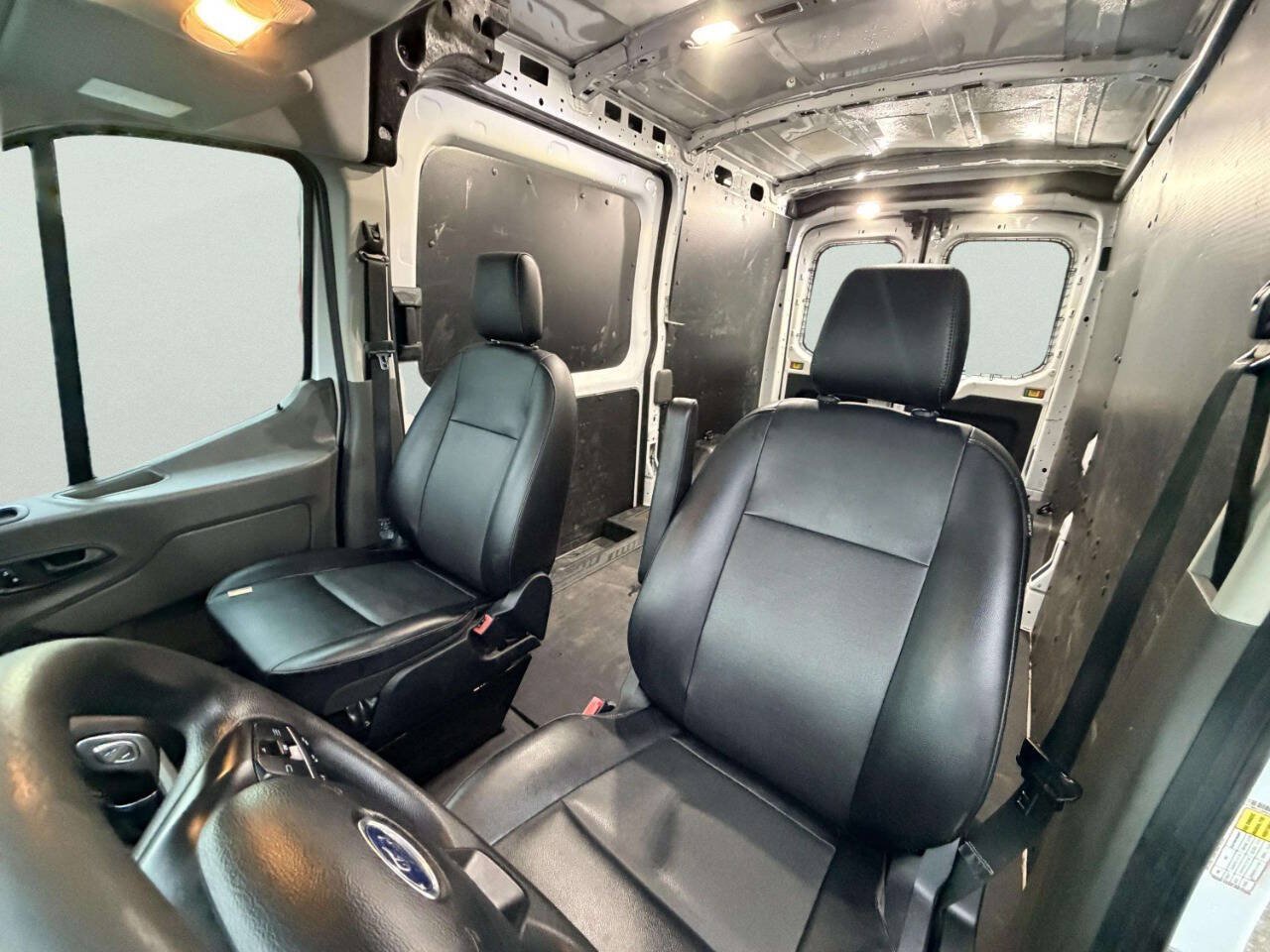 Used 2020 Ford Transit 250 Medium Roof RWD image 24