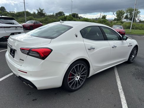 Used 2024 Maserati Ghibli Modena Ultima Q4 AWD/4WD image 9
