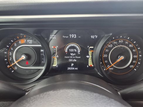 Used 2025 Jeep Wrangler Unlimited Rubicon AWD/4WD image 14