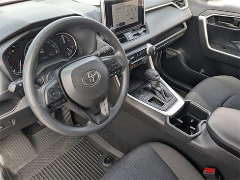Used 2023 Toyota RAV4 LE image 29