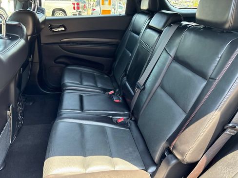 Used 2024 Dodge Durango GT RWD image 17