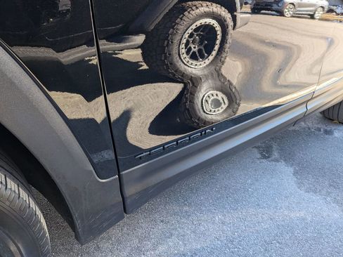 Certified 2024 GMC Terrain SLE w/ Elevation Edition image 4