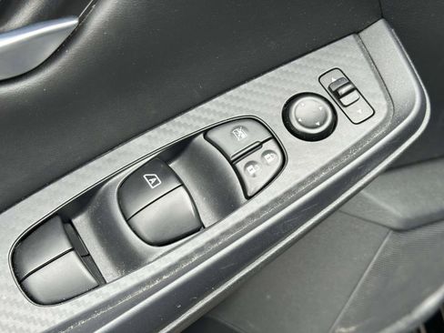 Used 2023 Nissan Sentra SV w/ All-Weather Package image 17