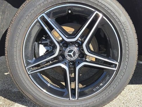 Used 2022 Mercedes-Benz GLC 300 4MATIC image 25