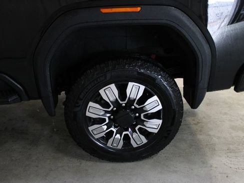 Used 2024 GMC Sierra 2500 Denali w/ Denali Reserve Package AWD/4WD image 36