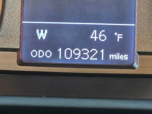 Used 2016 Toyota 4Runner SR5 image 34