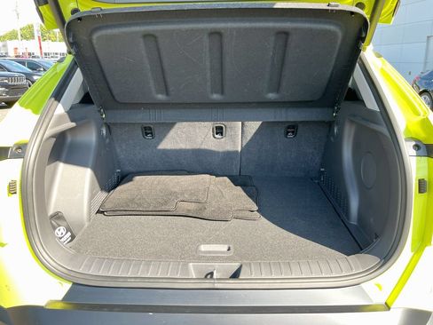 Used 2024 Hyundai Kona Limited FWD image 33