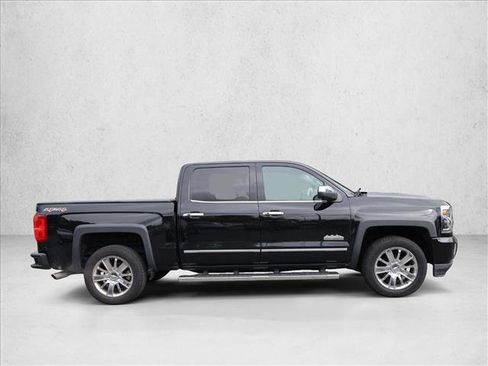 Used 2017 Chevrolet Silverado 1500 High Country AWD/4WD image 4
