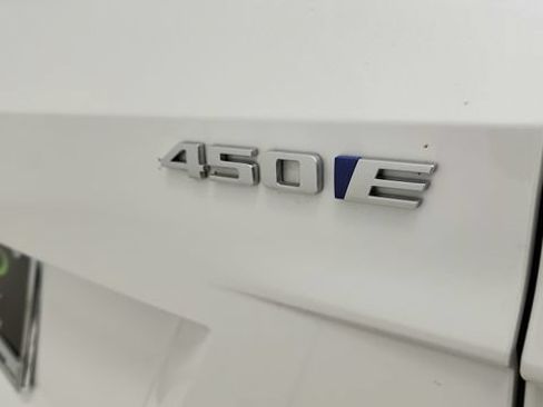 Used 2024 Cadillac Lyriq Sport RWD image 35