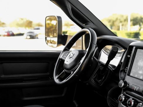 Used 2022 RAM 3500 Tradesman image 13