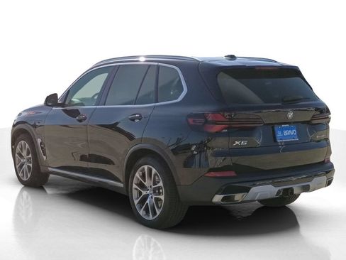 Used 2024 BMW X5 xDrive50e w/ Executive Package AWD/4WD image 9