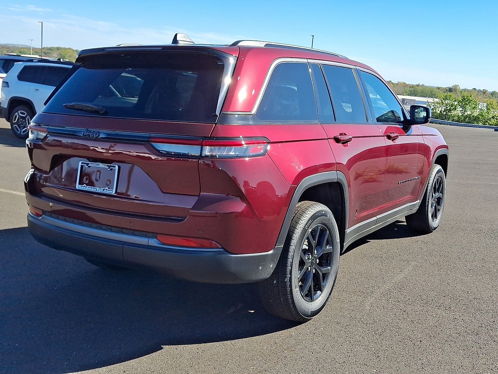 New 2026 Jeep Grand Cherokee Altitude AWD/4WD image 4