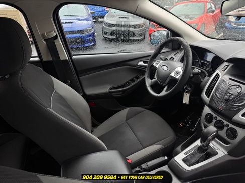 Used 2014 Ford Focus SE FWD image 34