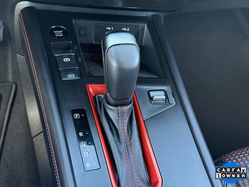 Certified 2025 Nissan Kicks SR image 31