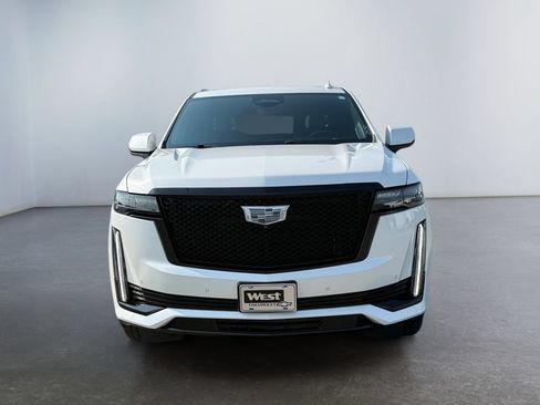 Used 2024 Cadillac Escalade Sport Platinum w/ LPO, ONYX Package AWD/4WD image 8