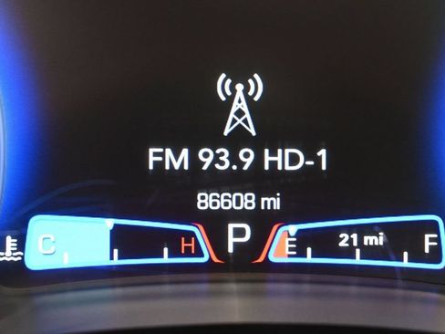 Used 2020 Chrysler 300 S w/ S Model Appearance Package RWD image 18