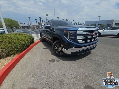 Used 2022 GMC Sierra 1500 SLE AWD/4WD image 18