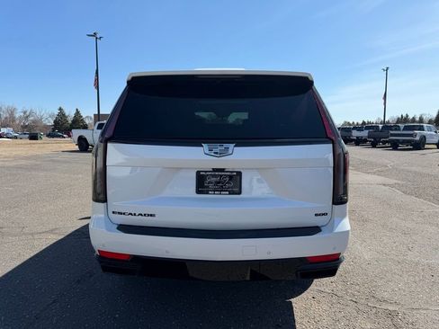 Used 2024 Cadillac Escalade ESV Sport Platinum w/ LPO, ONYX Package image 6