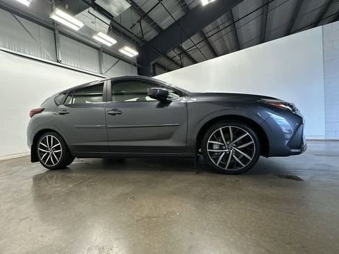 Used 2024 Subaru Impreza 2.0i Sport image 3