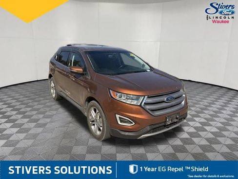 Used 2017 Ford Edge Titanium AWD/4WD image 3