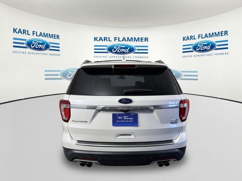 Certified 2018 Ford Explorer Platinum image 4