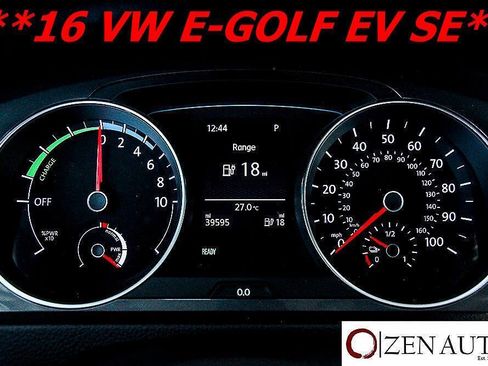 Used 2016 Volkswagen e-Golf SE FWD image 15