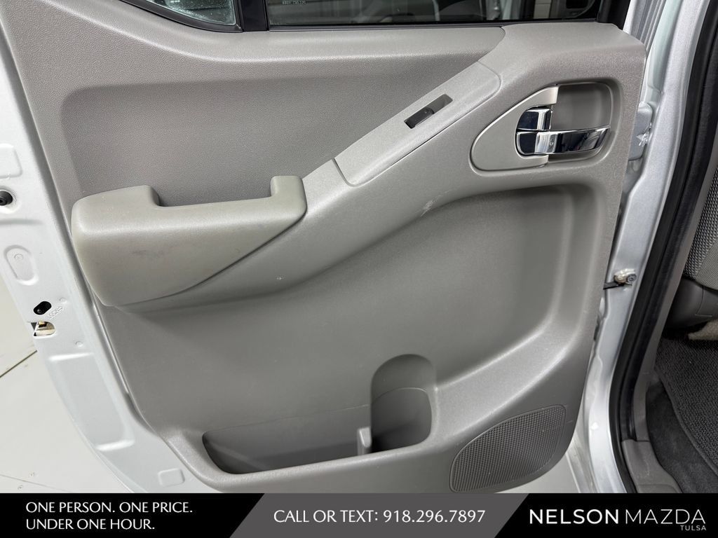 Used 2019 Nissan Frontier SV RWD image 34