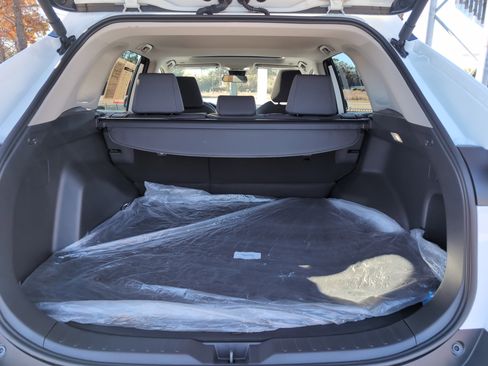 Certified 2025 Toyota RAV4 XLE image 32