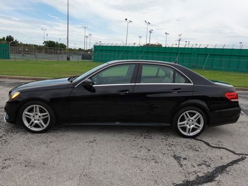 Used 2014 Mercedes-Benz E 350 Sedan image 4
