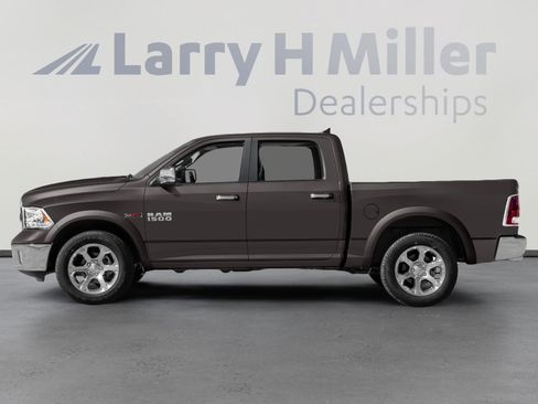 Used 2015 RAM 1500 Laramie w/ Convenience Group AWD/4WD image 5