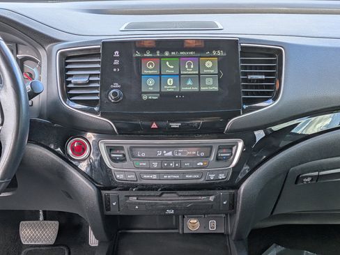 Used 2022 Honda Pilot Touring image 22