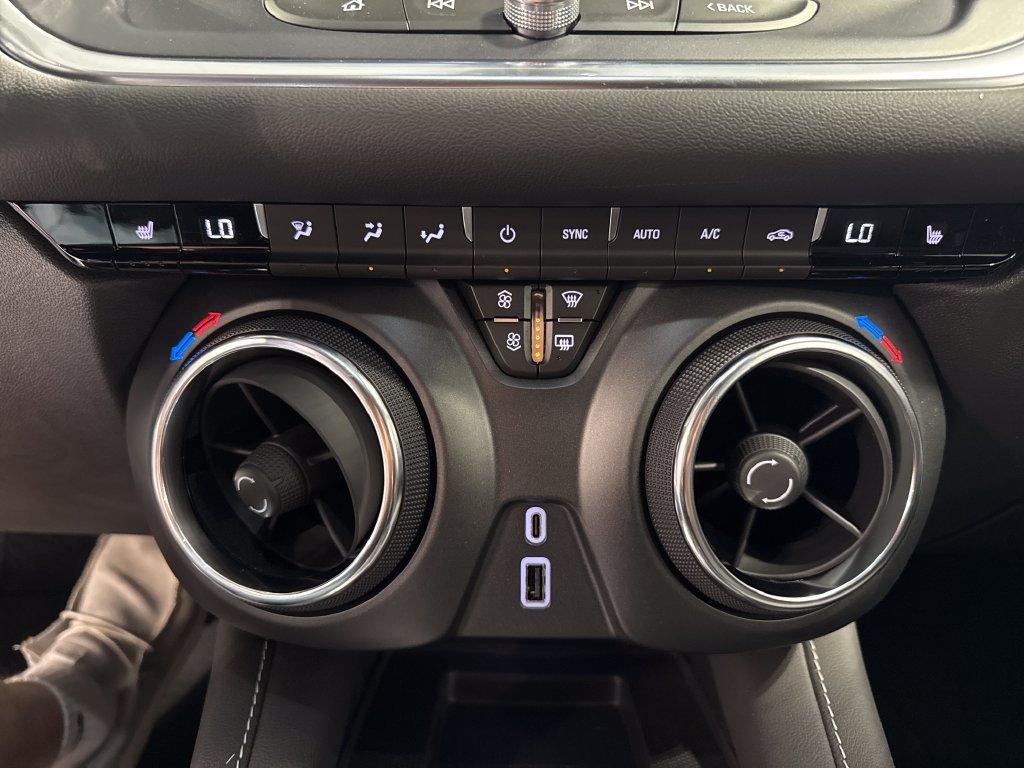 New 2026 Chevrolet Blazer LT w/ Convenience Package FWD image 12
