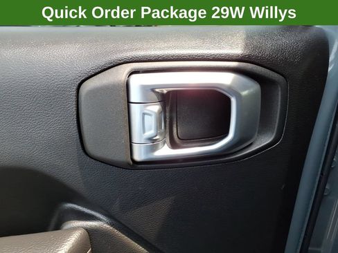 Used 2024 Jeep Wrangler Unlimited AWD/4WD image 15