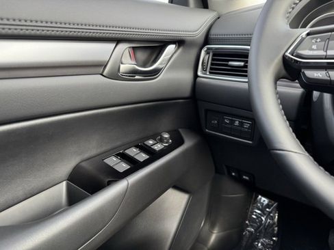 New 2025 MAZDA CX-5 AWD 2.5 S w/ Preferred Package image 30