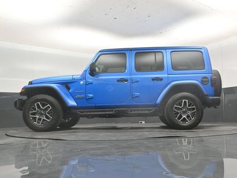 Used 2024 Jeep Wrangler Unlimited Sahara w/ Technology Group AWD/4WD image 52
