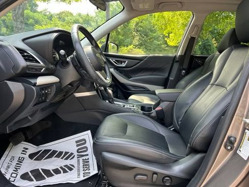 Used 2022 Subaru Forester Limited AWD/4WD image 12